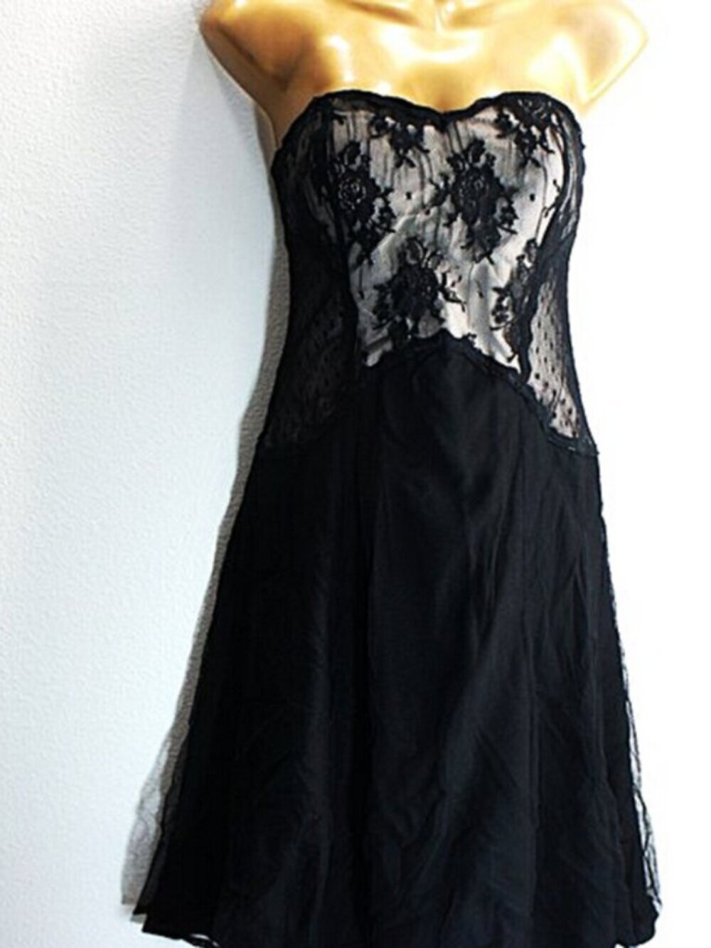 White House Black Market Lace Strapless Dress size 2